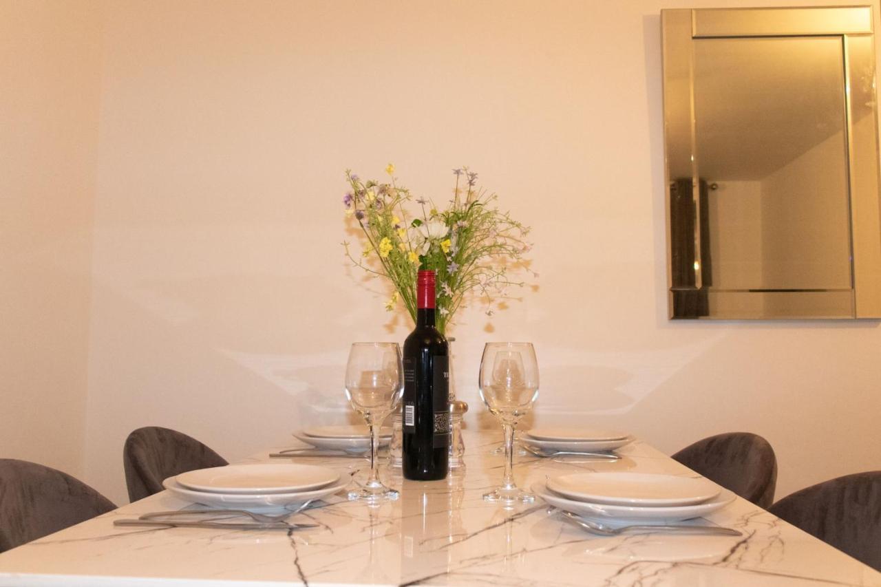Livestay-Modern Apartment Minutes Away From Heathrow Slough Exteriör bild